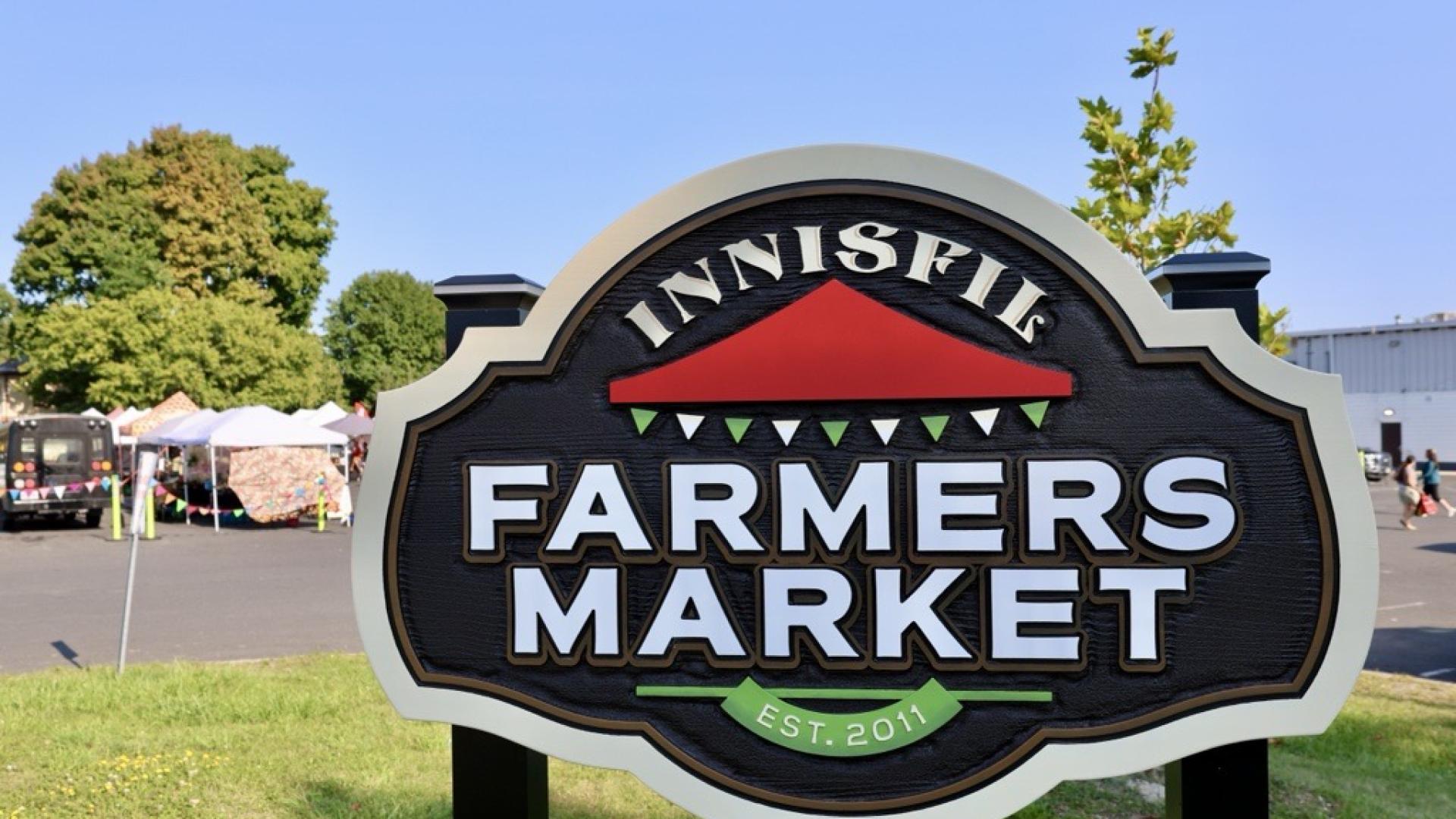 Innisfil Farmers Market sign at the Stroud Innisfil Community Centre